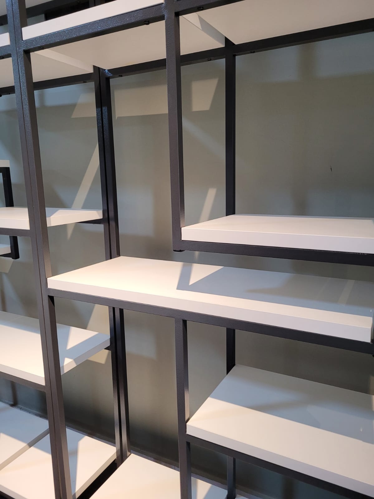 ESTANTE MODULAR 1200 X 300 X 1850mm